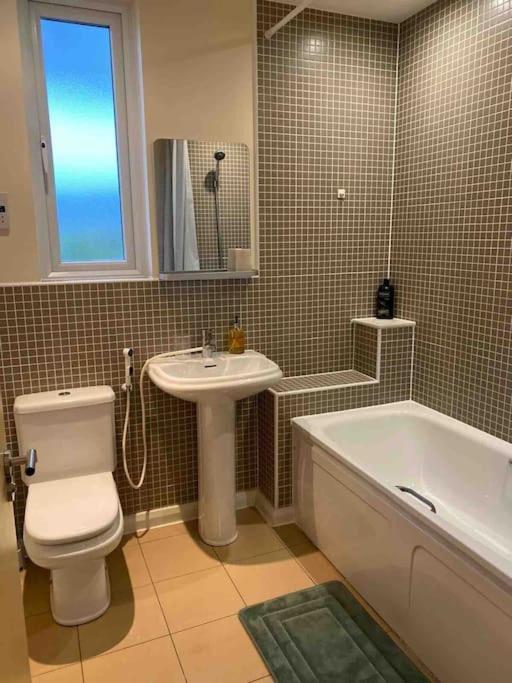Holiday home Cosy House Near Centre And Football Stadium Manchester